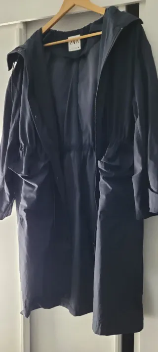 Gabardina Zara Azul Marino