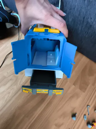 Camión Policía Pin y Pon