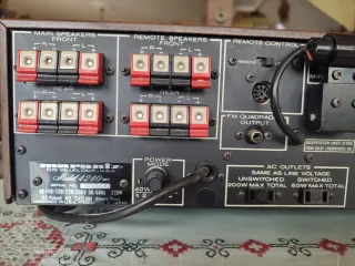 Marantz 4240 Receiver Stereo y Quadradial