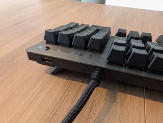 Logitech G413 Carbon