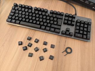 Logitech G413 Carbon