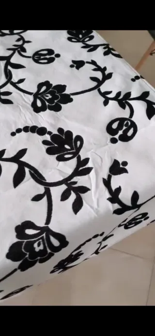 Enaguas negras de tela para Mesa