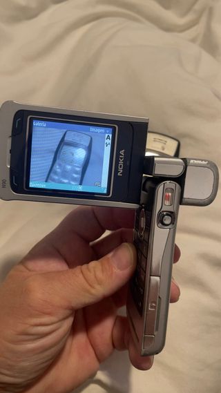 Nokia N90