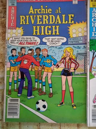 Archie Comocs Group Betty & Veronica (Archie's ...