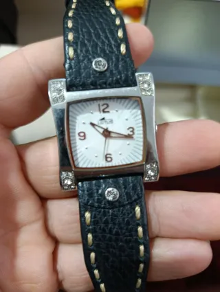 Reloj Lotus Quartz Negro y Plateado