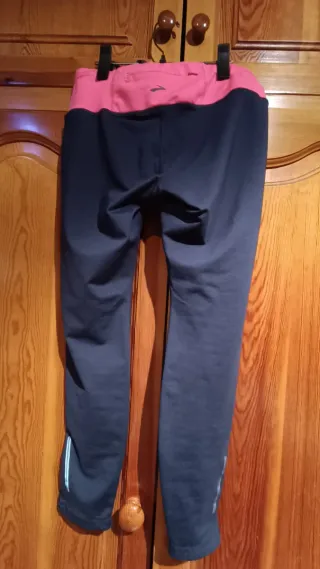 Mallas deportivas Brooks azul y rosa