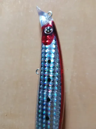 Shore Line Shiner Vertice 140F Señuelo Pesca