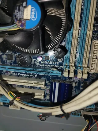 Torre PC + Placa Base ASUS