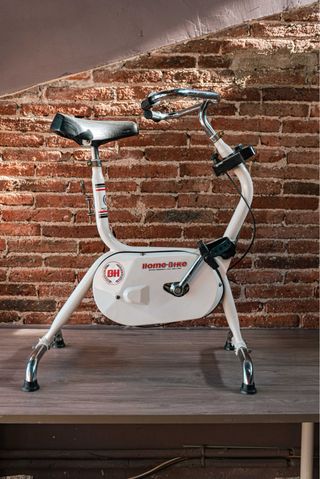 Bicicleta Estática BH Home-Bike Antigua