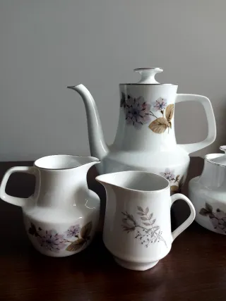 JUEGO VINTAGE DE CAFÉ PORCELANA ESPAÑOLA  MOAHSA