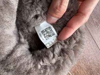 Stivali UGG grigi con pelliccia