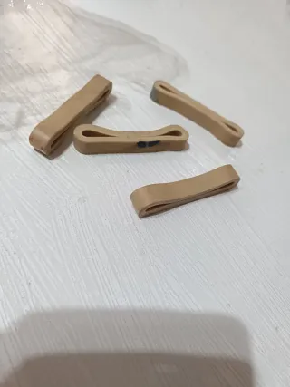 Sujetar avance caravana Adrià