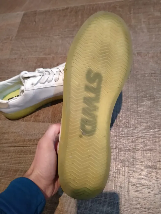 Zapatillas Blancas y Verdes Hombre