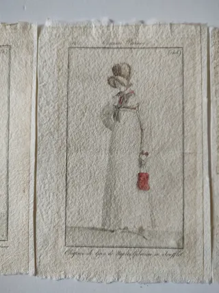 Tres grabados, moda francesa.