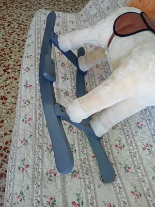 Caballo balancín con sonido