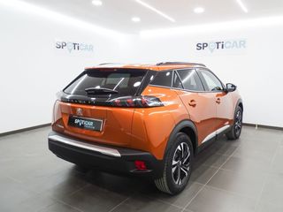 PEUGEOT e2008 Electrico Allure 136 100kW