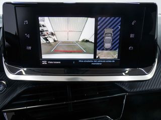 PEUGEOT e2008 Electrico Allure 136 100kW