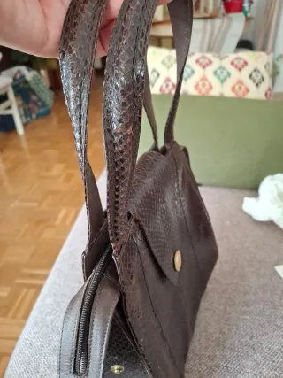 Bolso piel serpiente marrón y dorado