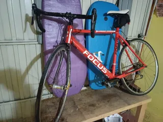 Bicicleta Carretera Aluminio/Carbono FOCUS