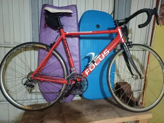 Bicicleta Carretera Aluminio/Carbono FOCUS