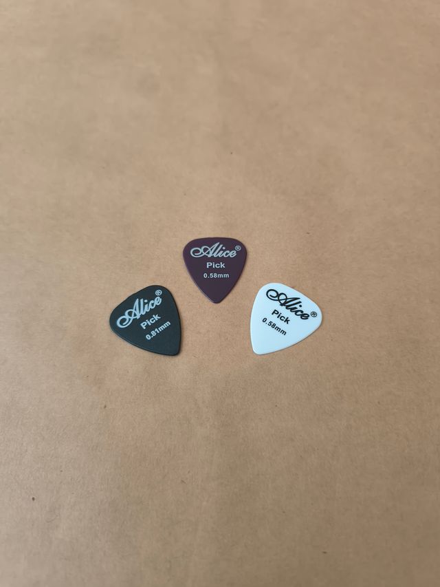 Púas Alice - Set de 3 unidades (nuevas)