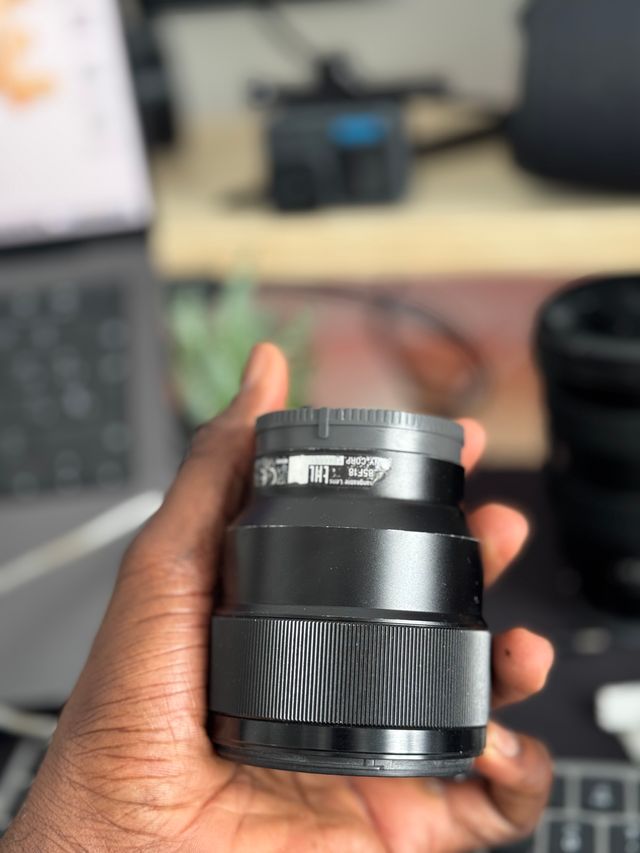 Obiettivo Sony 85mm f/1.8 Full Frame