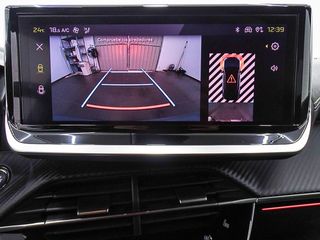 PEUGEOT e2008 Electrico First Edition 156 115kW