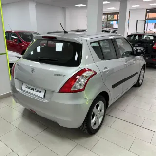 Suzuki Swift Automático