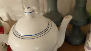 Antica teiera firmata