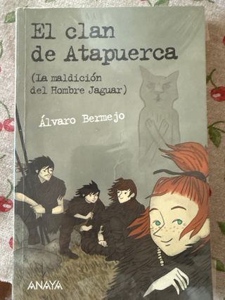 El clan de Atapuerca: La maldición del Hombre J...