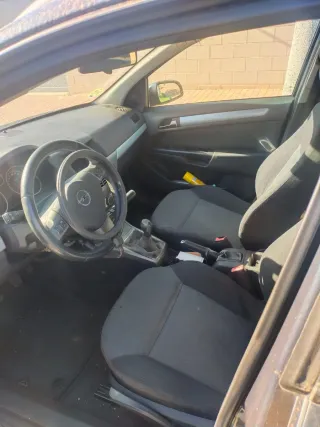 Opel Astra 2007