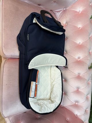 Bugaboo Fox 3  Azul Marino Duo. Capazo más silla