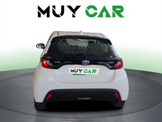 Toyota Yaris 120H Active Tech 85 kW (116 CV)