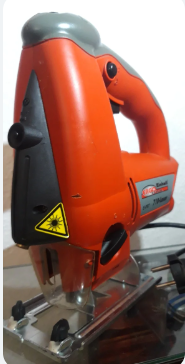 Sierra Caladora Profesional Einhell E-PST 710Láser