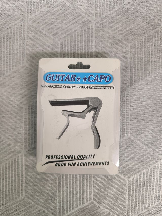 Cejilla/Capo metálico tipo pinza - Negro (nueva)