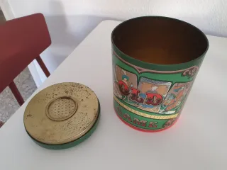 Caja decorativa vintage Old Game Chocolates