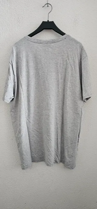 Camiseta Lacoste Gris V-Neck