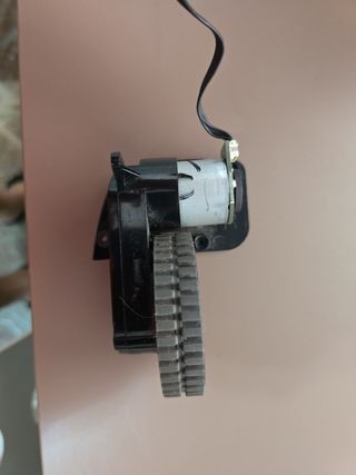 Rueda Cecotec Conga 990 Derecha