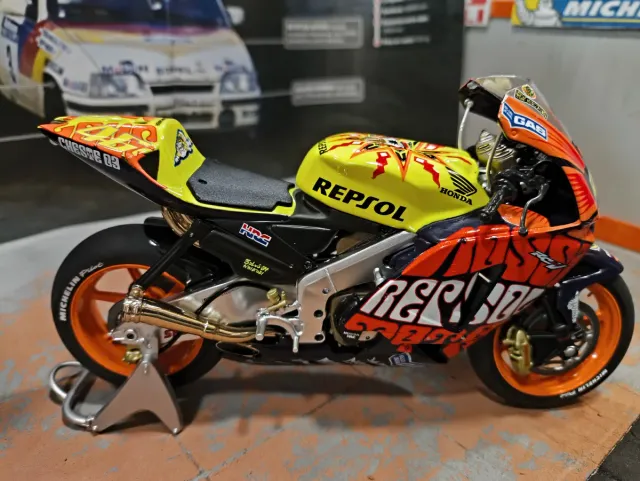 Moto de Coleção Repsol Honda