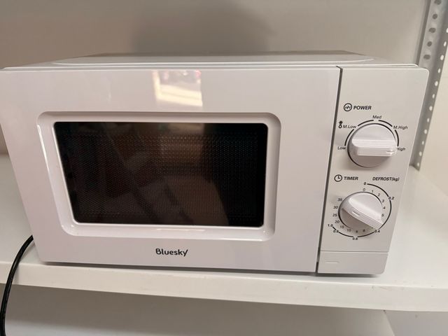 Microondas Bluesky Blanco
