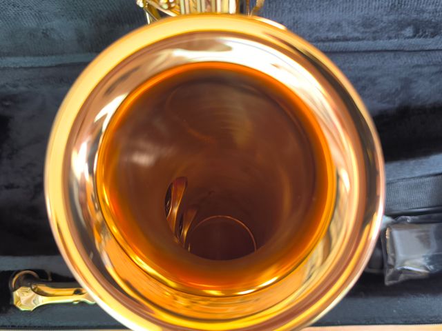 Saxofón alto con estuche rígido - Dorado (nuevo)