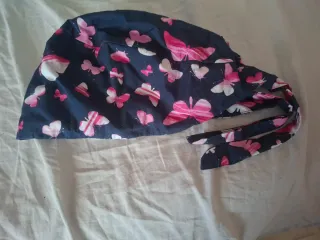 Gorro de quirófano con mariposas