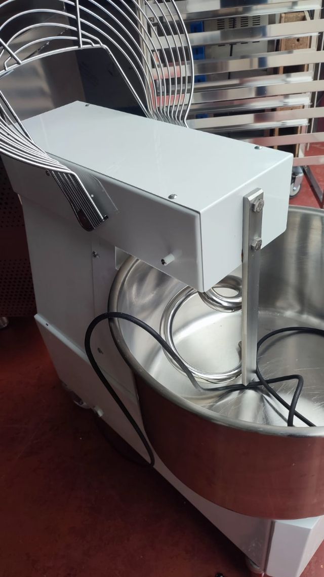 AMASADORA 1 ESPIRAL 42 lts SEGUNDA MANO