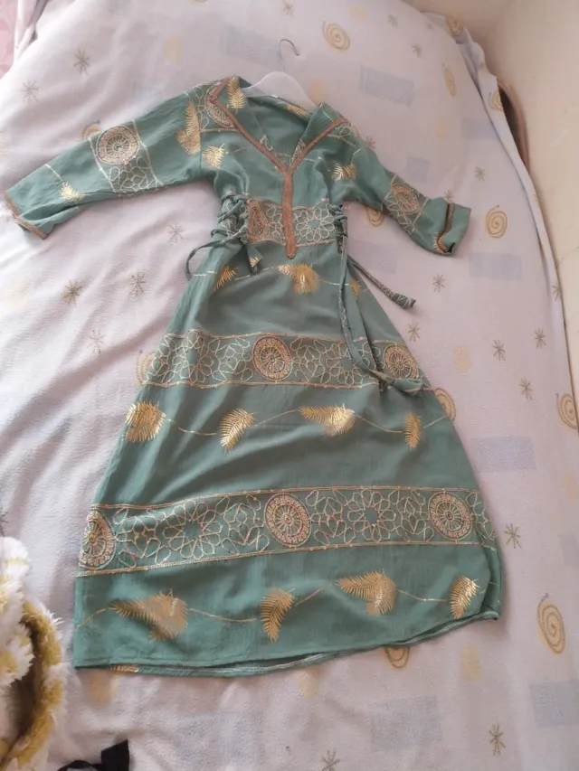 Vestido niña 8 años verde bordado