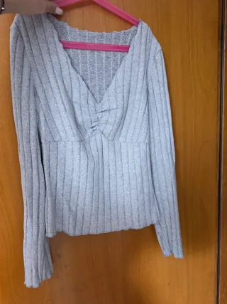 Camiseta suave gris manga larga