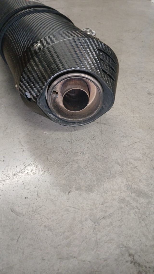 ESCAPE BMW F 800 R MIVV