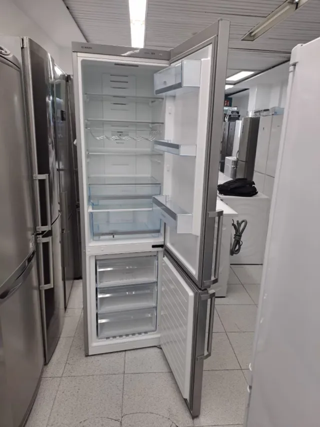 ♡NEVERA MARCA BOSCH 2,CM GARANTÍA + TRANSPORTE♡