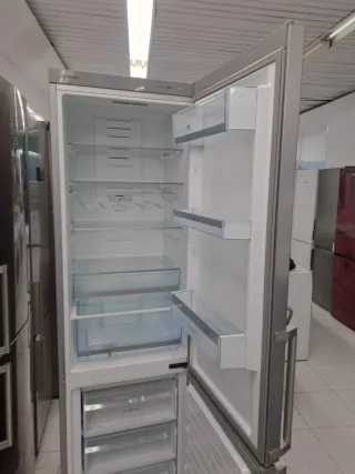 ♡NEVERA MARCA BOSCH 2,CM GARANTÍA + TRANSPORTE♡