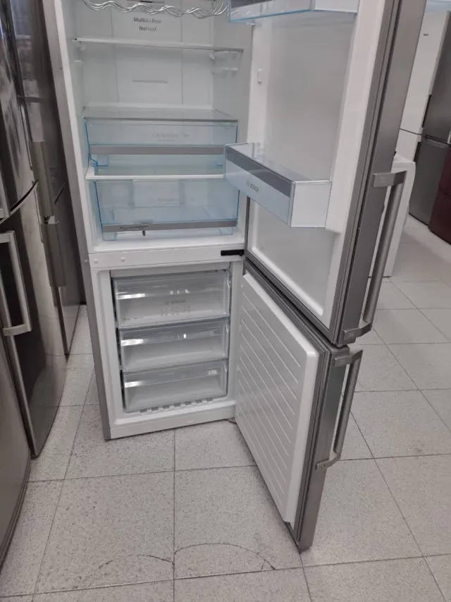 ♡NEVERA MARCA BOSCH 2,CM GARANTÍA + TRANSPORTE♡