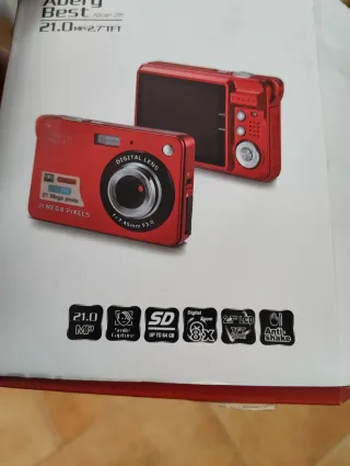 Cámara Digital Avery Best 21 MP Roja